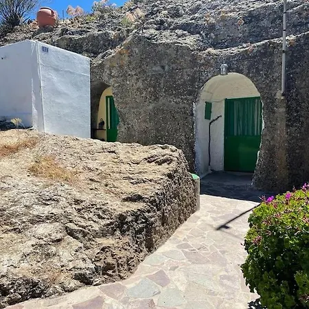 Дом отдыха La Cuevita De Hilario Артенара